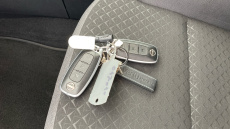 Nissan Juke 1.0 DiG-T N-Connecta 5dr DCT Petrol Hatchback